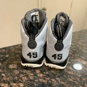 Jordan | Shoes | Gently Preowned Unisex Air Jordan 9 Retro  display picture 3